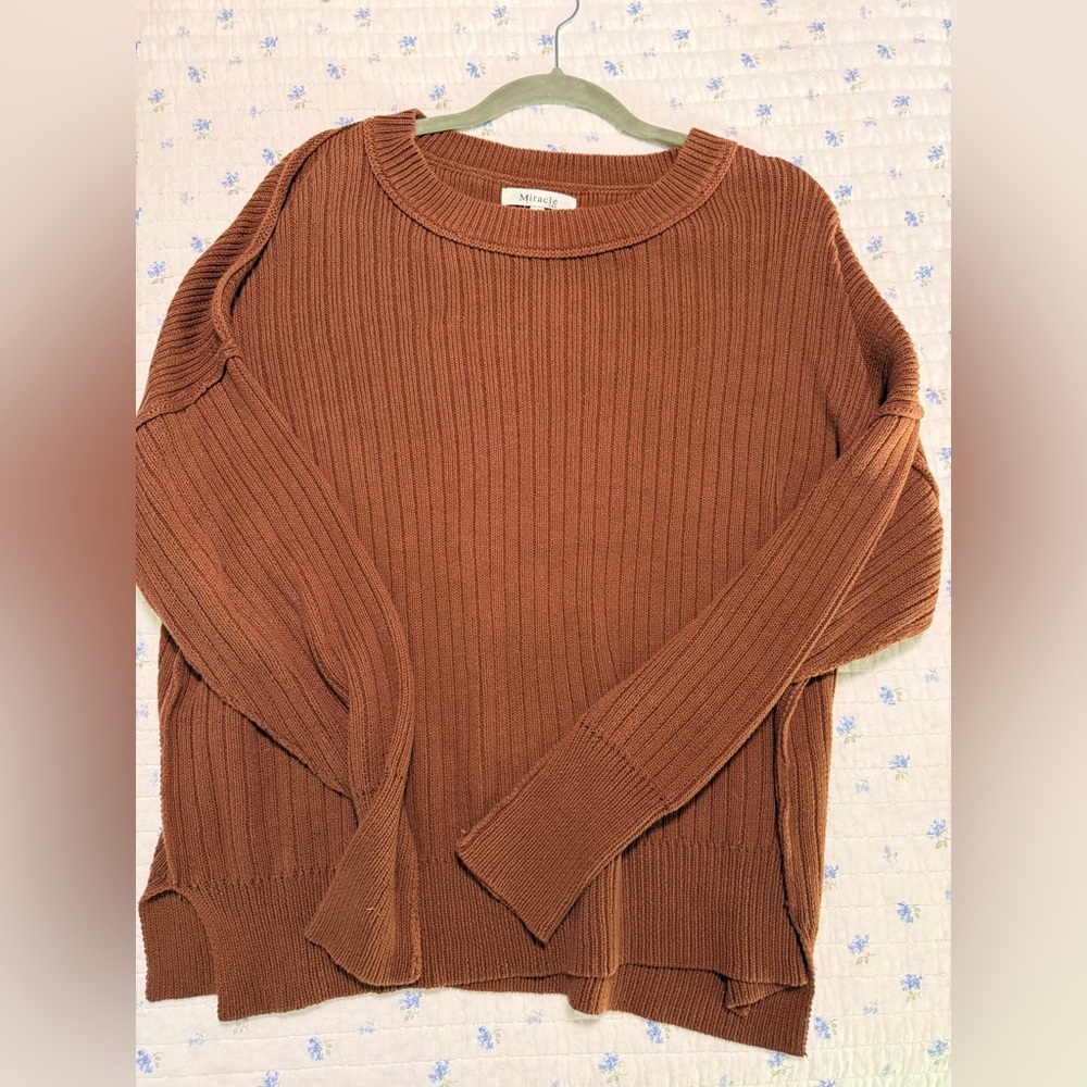Cozy Brown Ribbed Sweater Miracle Brand Size S/M worn once